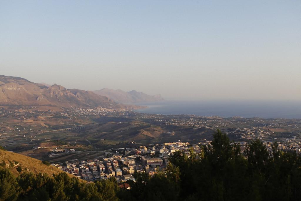 Ostello Cielo D'Alcamo Bagian luar foto